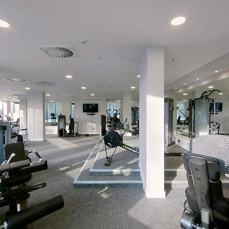 Snuggle Inn - Riverside Apartments - Views Over Looking London River Thames, Close To O2 Arena, London Excel, London City Airport, Thames Clipper- River Boat Service, Woolwich Ferry, Onsite Parking, Twin Room Option Available Extérieur photo